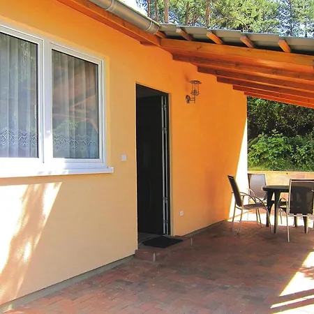 Am Weinberg, Nyaraló