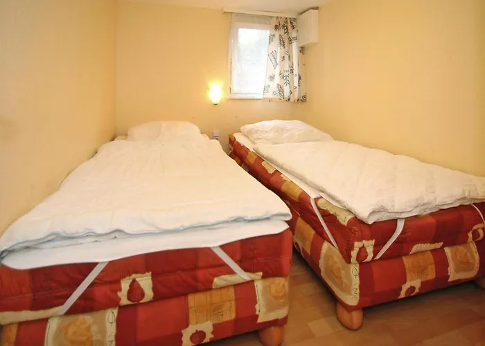 Holiday home Am Weinberg, *