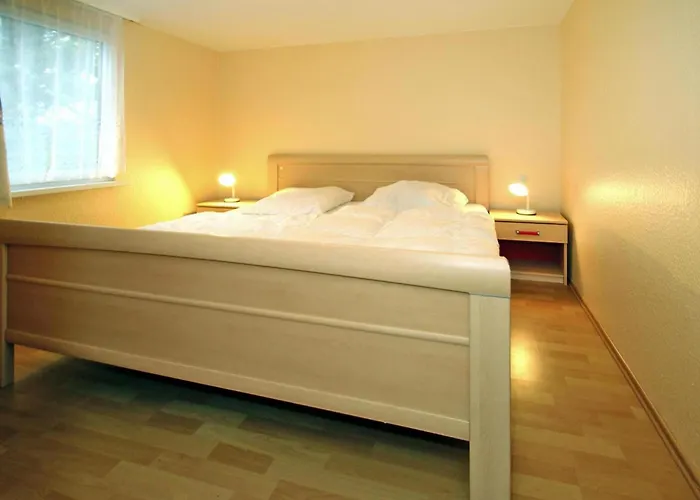 Holiday home Am Weinberg, *