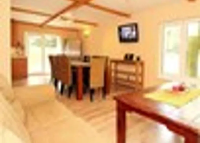 Am Weinberg, Holiday home Dobbrikow