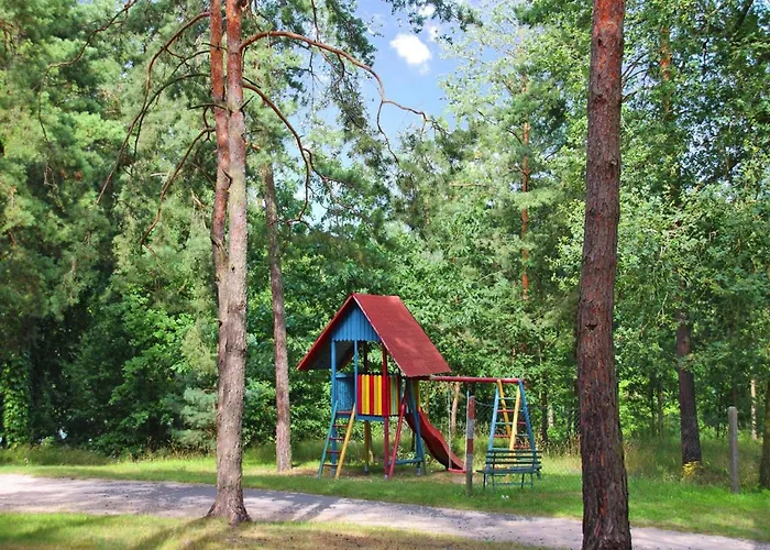 Am Weinberg, * Dobbrikow