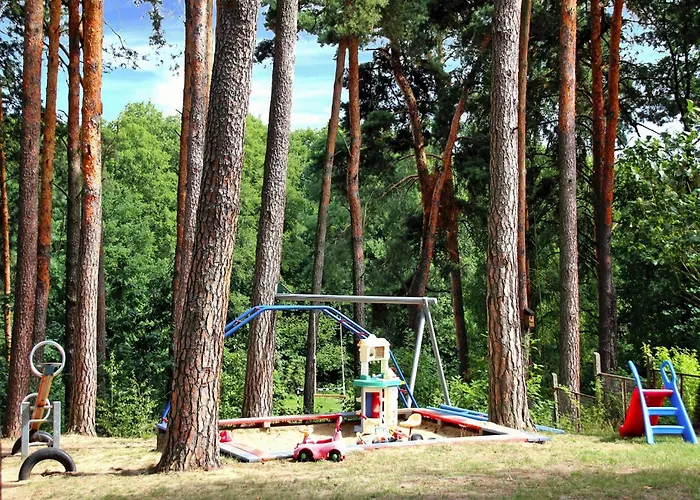 Am Weinberg, * Dobbrikow